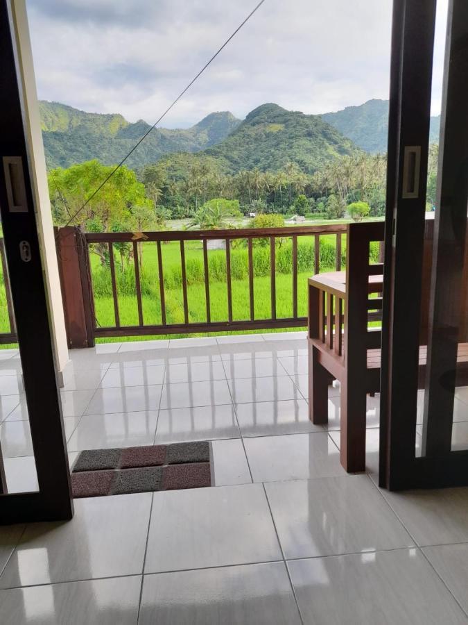 Tanaya Homestay Amed Екстериор снимка